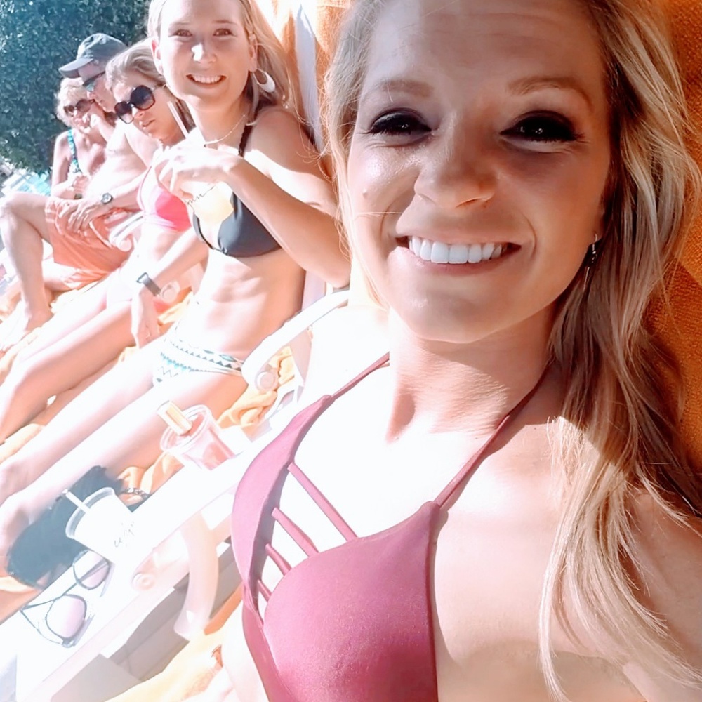 Meet your Posher, Tonya